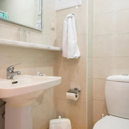 Tropical Sol Hotel 3*