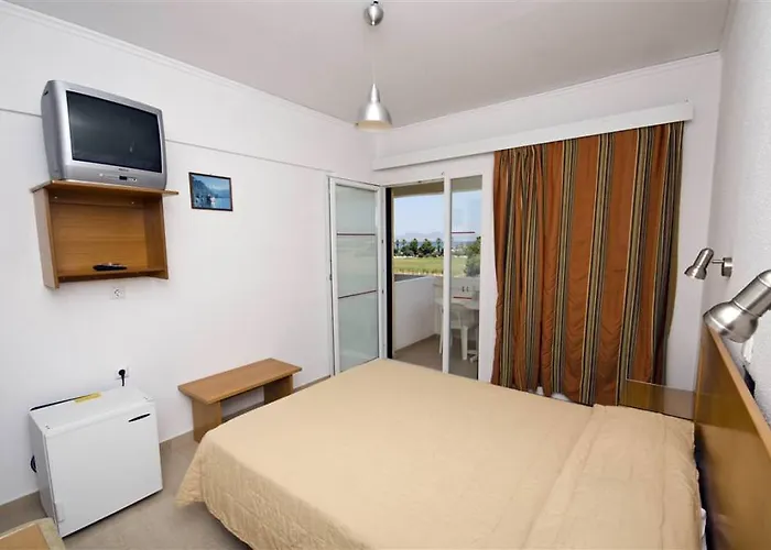 Tropical Sol Hotel 3*