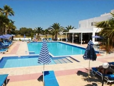 Tropical Sol Hotel